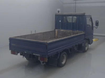 Mazda TITAN  с аукциона в Японии