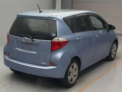 Toyota RACTIS  с аукциона в Японии