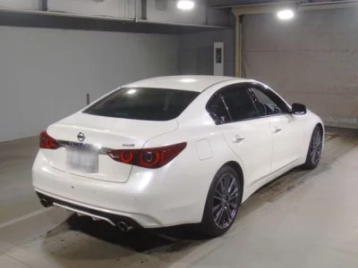 Nissan SKYLINE  с аукциона в Японии