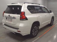 Toyota LAND CRUISER PRADO лот № 30792 оценка 5  с аукциона в Японии 1