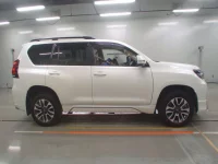 Toyota LAND CRUISER PRADO лот № 30792 оценка 5  с аукциона в Японии 2