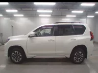 Toyota LAND CRUISER PRADO лот № 30792 оценка 5  с аукциона в Японии 3