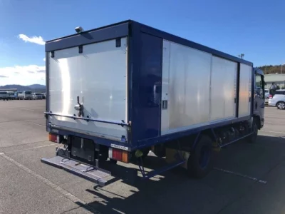 Mazda TITAN  с аукциона в Японии