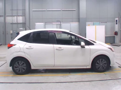 Nissan NOTE  с аукциона в Японии