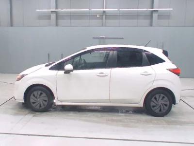 Nissan NOTE  с аукциона в Японии