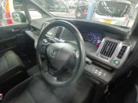 Honda STEP WAGON лот № 30805 оценка 3.5  с аукциона в Японии 6