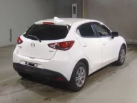 Mazda DEMIO лот № 2162 оценка 4.5  с аукциона в Японии 1