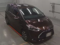 Toyota SIENTA лот № 30814 оценка 3.5  с аукциона в Японии 4