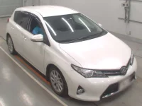 Toyota AURIS лот № 30812 оценка 4.5  с аукциона в Японии 4