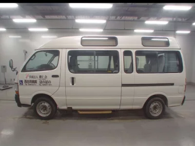 Toyota HIACE  с аукциона в Японии