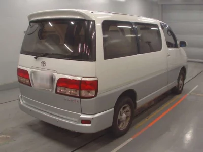 Toyota HIACE REGIUS