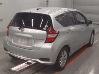 Nissan NOTE лот № 30840 оценка 4  с аукциона в Японии 1