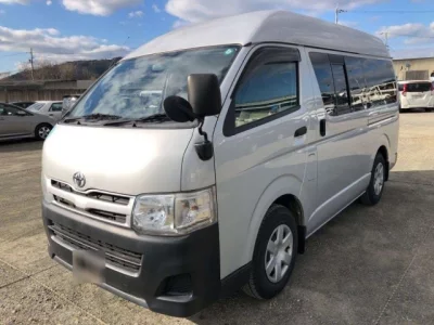 Toyota HIACE VAN  с аукциона в Японии