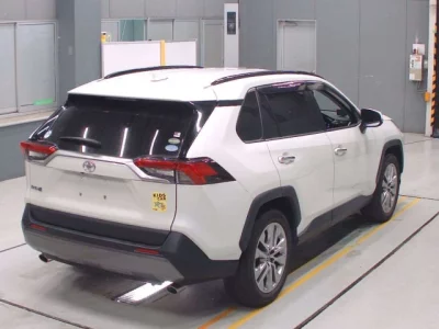 Toyota RAV4  с аукциона в Японии