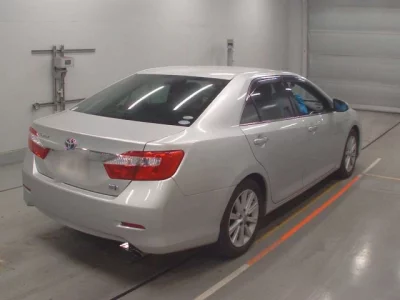 Toyota CAMRY  с аукциона в Японии