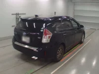 Toyota PRIUS ALPHA лот № 30877 оценка 4  с аукциона в Японии 1