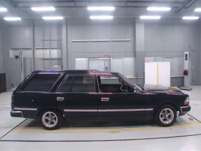 Nissan CEDRIC WAGON