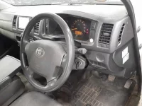 Toyota HIACE VAN лот № 30893 оценка RA  с аукциона в Японии 6