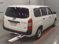 Toyota PROBOX лот № 30897 оценка RA  с аукциона в Японии 1