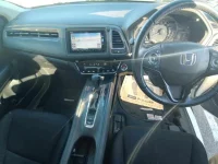 Honda VEZEL лот № 30900 оценка 3.5  с аукциона в Японии 8