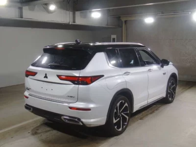 Mitsubishi OUTLANDER PHEV