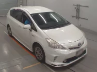 Toyota PRIUS ALPHA лот № 30911 оценка 3.5  с аукциона в Японии 4