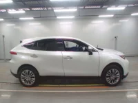 Toyota HARRIER лот № 30909 оценка R  с аукциона в Японии 2