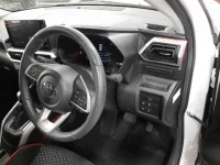 Toyota RAIZE лот № 30910 оценка 4.5  с аукциона в Японии 6