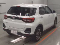 Toyota RAIZE лот № 30910 оценка 4.5  с аукциона в Японии 1