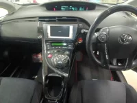 Toyota PRIUS лот № 30913 оценка 3.5  с аукциона в Японии 8