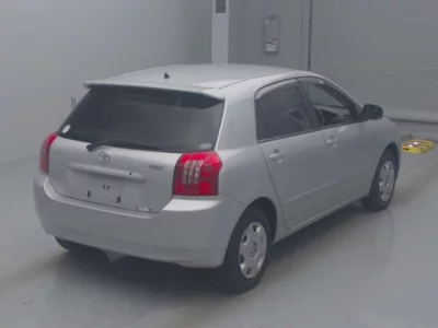 Toyota COROLLA RUNX  с аукциона в Японии