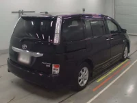 Toyota ISIS лот № 30924 оценка 4  с аукциона в Японии 1