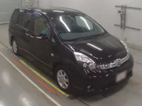 Toyota ISIS лот № 30924 оценка 4  с аукциона в Японии 4