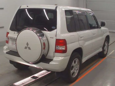 Mitsubishi PAJERO IO  с аукциона в Японии