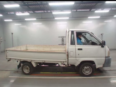 Toyota LITE ACE TRUCK  с аукциона в Японии