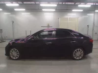 Toyota MARK X лот № 30932 оценка RA  с аукциона в Японии 3