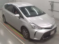 Toyota PRIUS ALPHA лот № 30946 оценка RA  с аукциона в Японии 4
