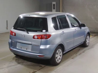 Mazda DEMIO  с аукциона в Японии