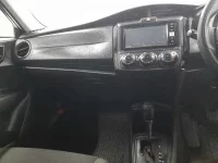 Toyota COROLLA AXIO лот № 30966 оценка R  с аукциона в Японии 8