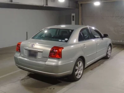 Toyota AVENSIS SEDAN