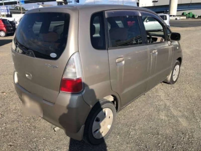 Suzuki MRWAGON