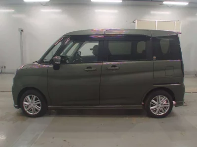 Mitsubishi DELICA D2