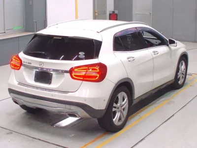 Mercedes-Benz GLA CLASS  с аукциона в Японии