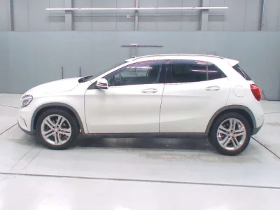 Mercedes-Benz GLA CLASS  с аукциона в Японии