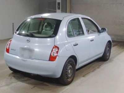 Nissan MARCH  с аукциона в Японии
