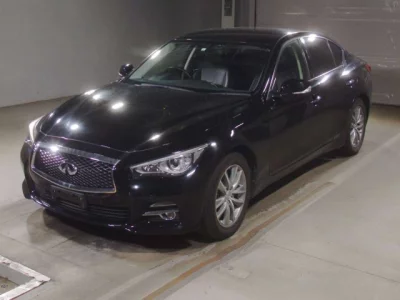 Nissan SKYLINE  с аукциона в Японии