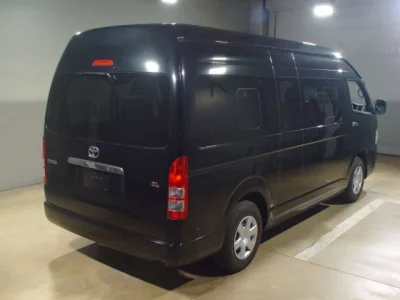 Toyota HIACE  с аукциона в Японии