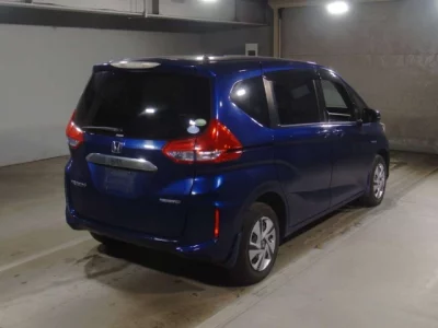 Honda FREED  с аукциона в Японии