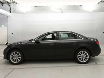 Audi A4  с аукциона в Японии