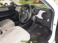 Toyota COROLLA AXIO лот № 8 оценка 3.5  с аукциона в Японии 2